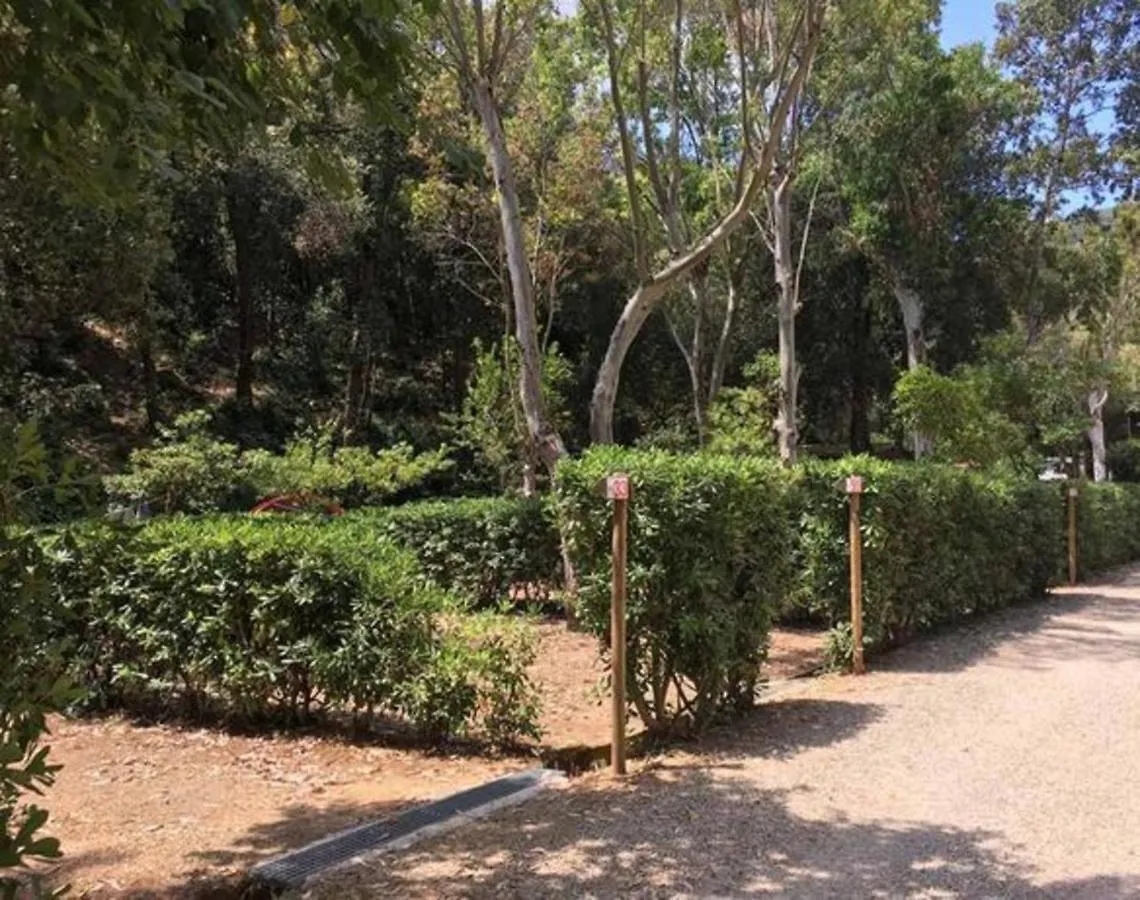 קאבו Elbadoc Camping Village אתר קמפינג